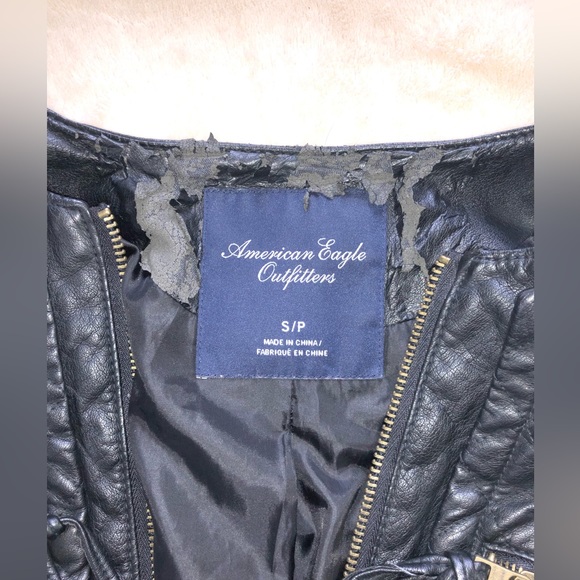Black AMERICAN EAGLE leather jacket REAL leather :) size small, Perfect for fall - Picture 6 of 6